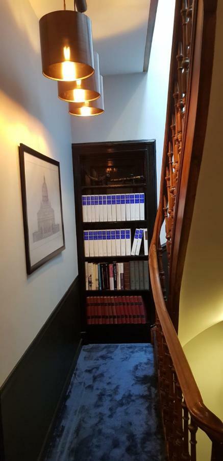 Les Grands Arbres Bed & Breakfast บรัสเซลส์ ภายนอก รูปภาพ